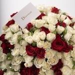 Dana – Famous Hot Sale: Spray Roses in a Box